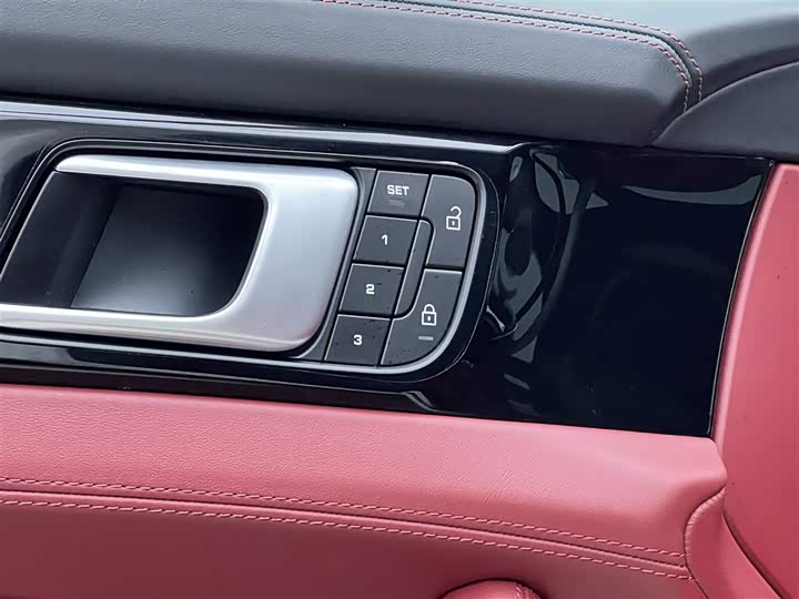 Фото 30 - Porsche Panamera Hybrid