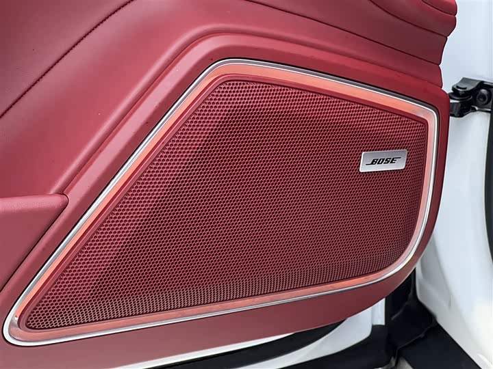 Фото 31 - Porsche Panamera Hybrid