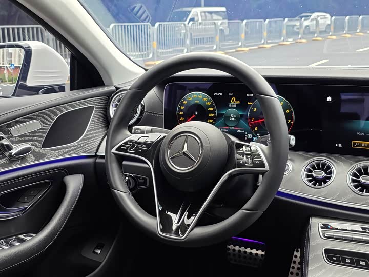 Фото 7 - Mercedes-Benz CLS-Class