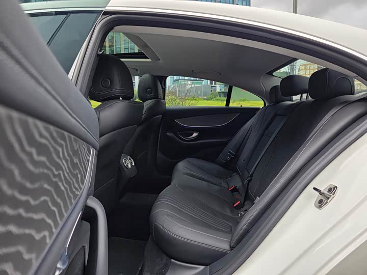 Фото 9 - Mercedes-Benz CLS-Class