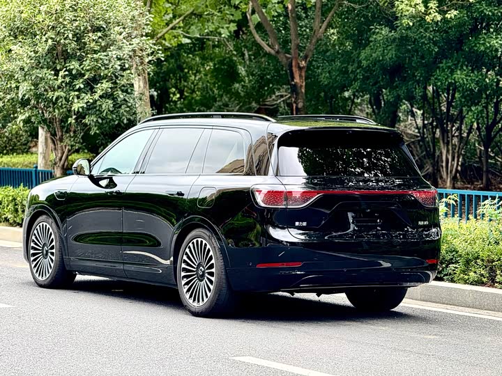 Фото 14 - Aito M9