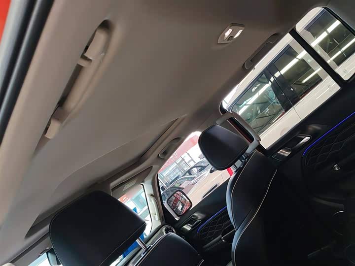 Фото 11 - Tank 300