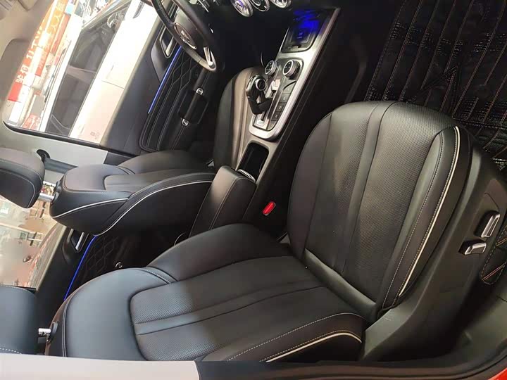 Фото 3 - Tank 300