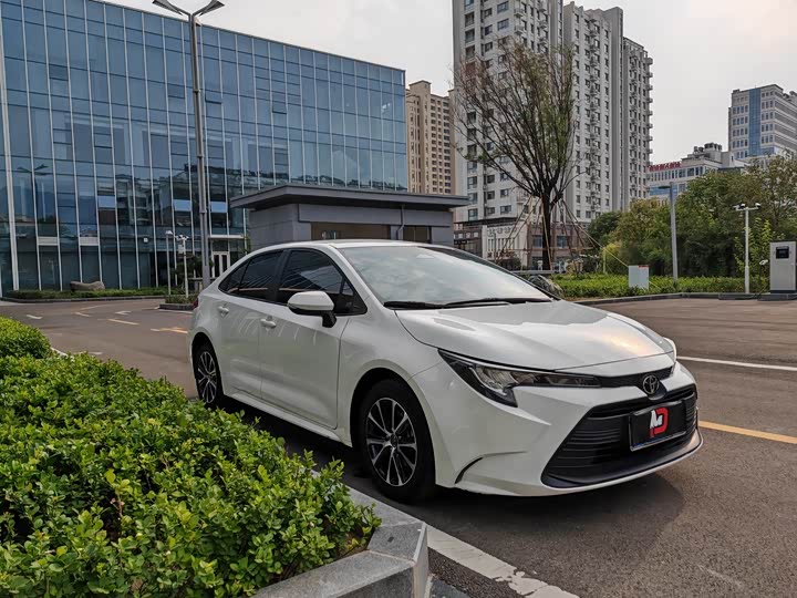 Фото 3 - Toyota Levin