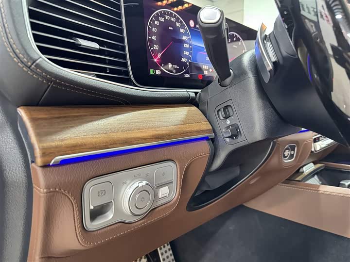 Фото 11 - Mercedes-Benz GLS-Class