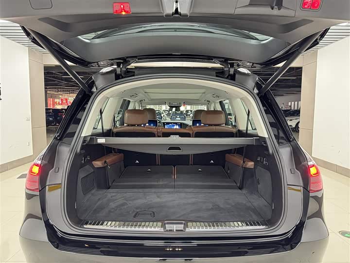 Фото 19 - Mercedes-Benz GLS-Class