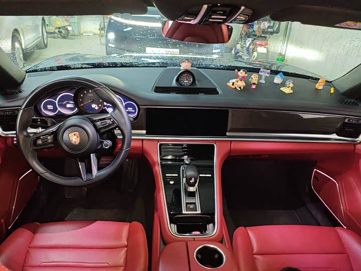 Фото 7 - Porsche Panamera