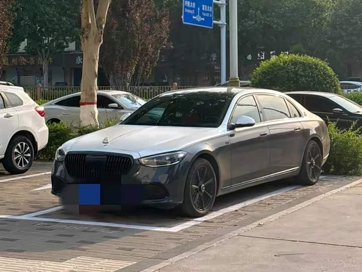 Фото 1 - Mercedes-Benz Maybach S-Class