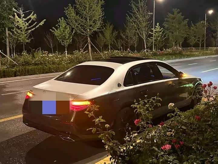 Фото 3 - Mercedes-Benz Maybach S-Class