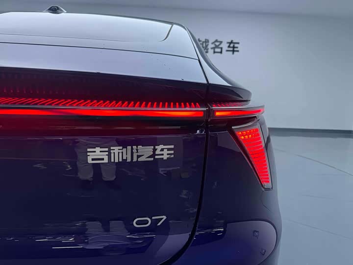 Фото 7 - Geely Jiyue 07