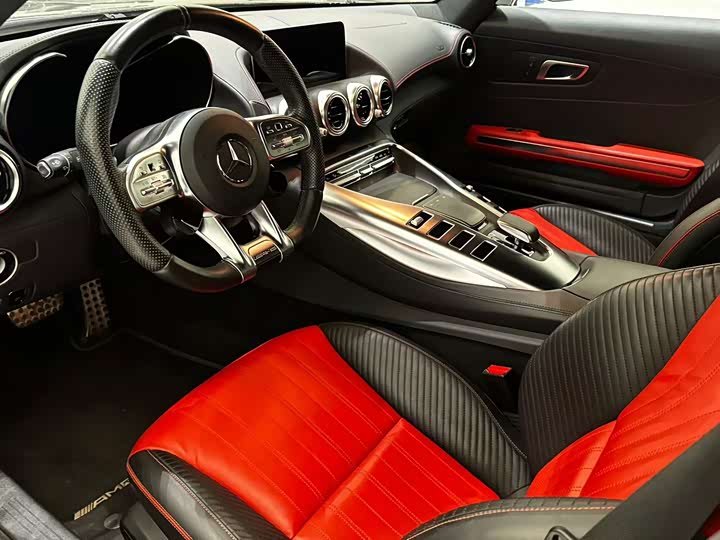 Фото 4 - Mercedes-Benz AMG GT