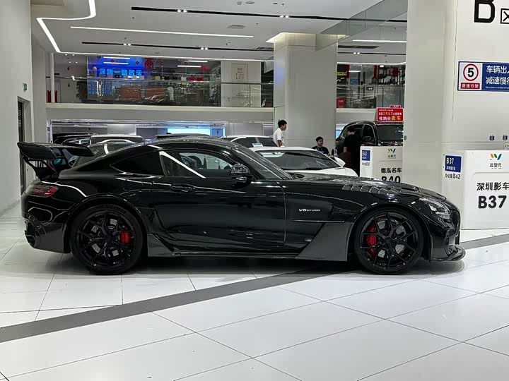 Фото 6 - Mercedes-Benz AMG GT