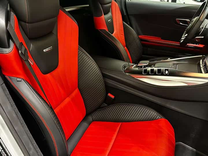 Фото 7 - Mercedes-Benz AMG GT