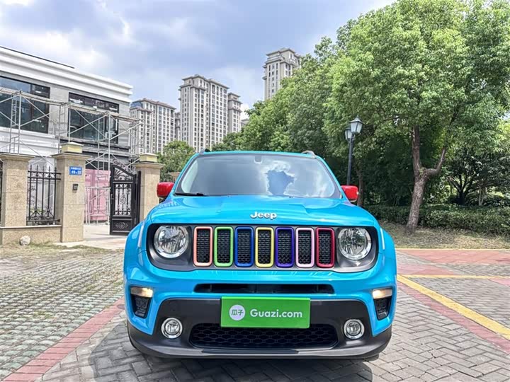 Фото 9 - Jeep Renegade