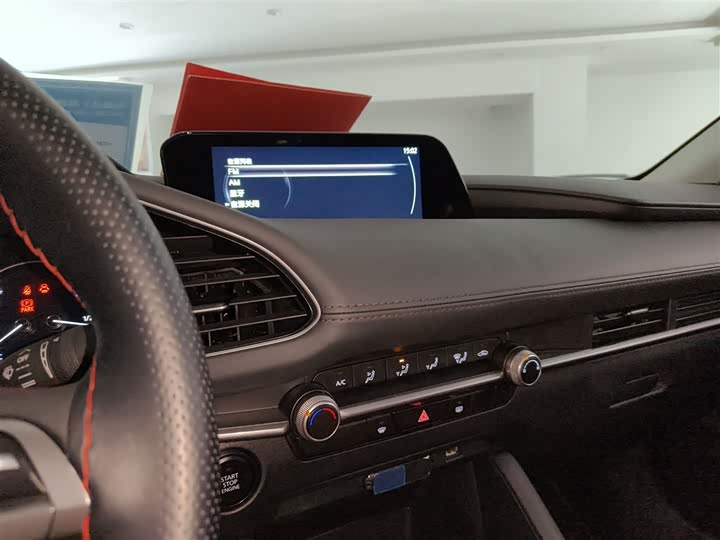 Фото 13 - Mazda 3 (Axela)