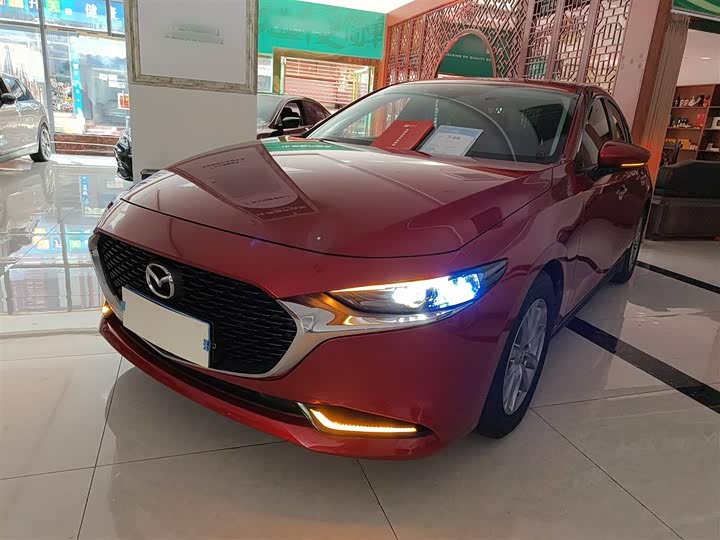 Фото 2 - Mazda 3 (Axela)