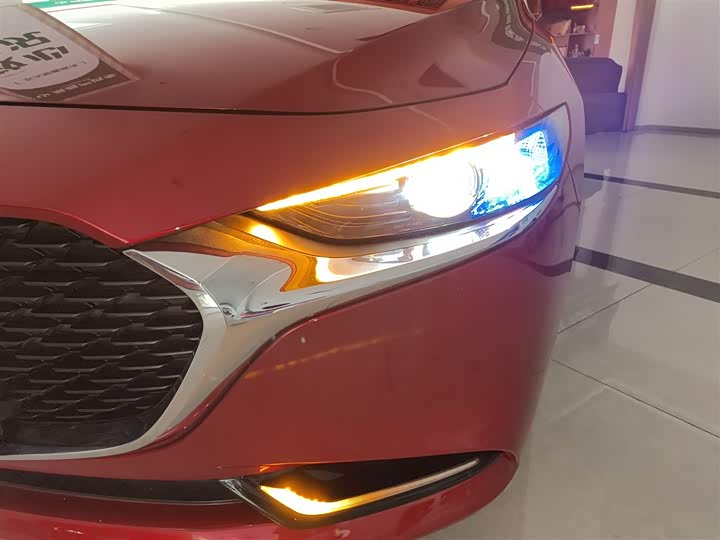 Фото 24 - Mazda 3 (Axela)