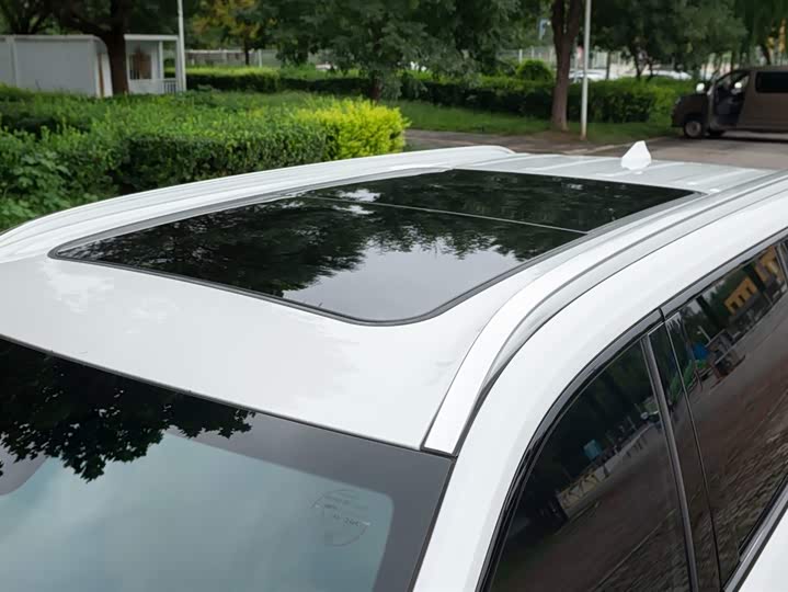 Фото 14 - GAC Trumpchi ES9