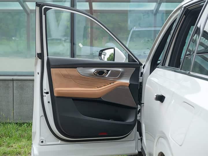 Фото 32 - GAC Trumpchi ES9