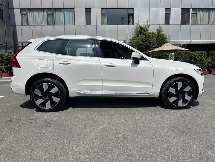 Фото 4 - Volvo XC60 Hybrid