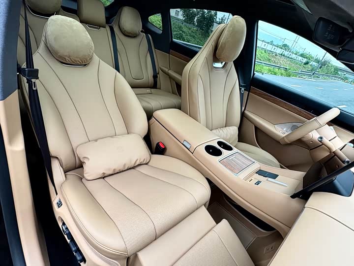 Фото 19 - Luxeed R7