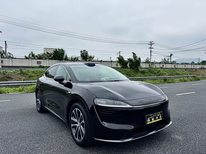 Фото 3 - Luxeed R7