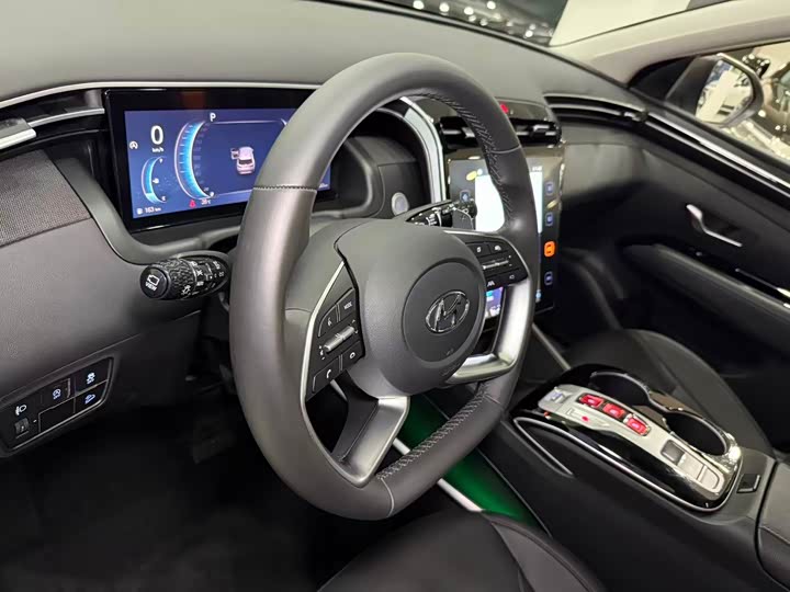 Фото 7 - Hyundai Tucson L