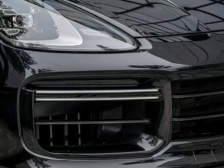 Фото 2 - Porsche Cayenne