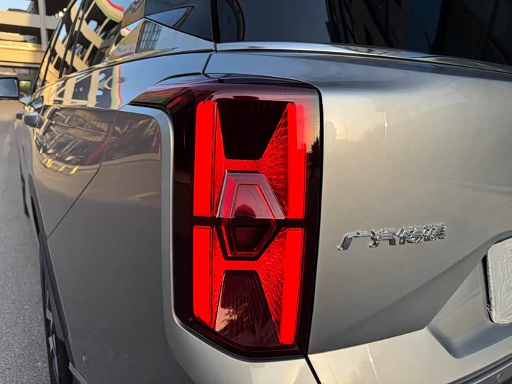 Фото 20 - GAC Trumpchi GS8