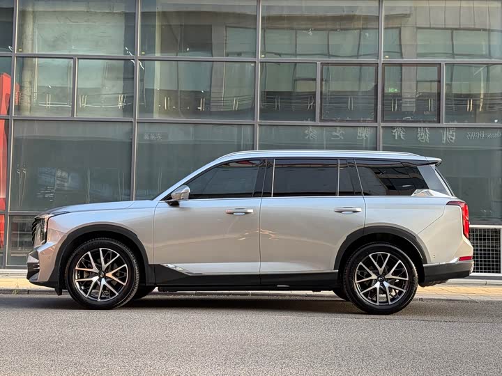 Фото 3 - GAC Trumpchi GS8