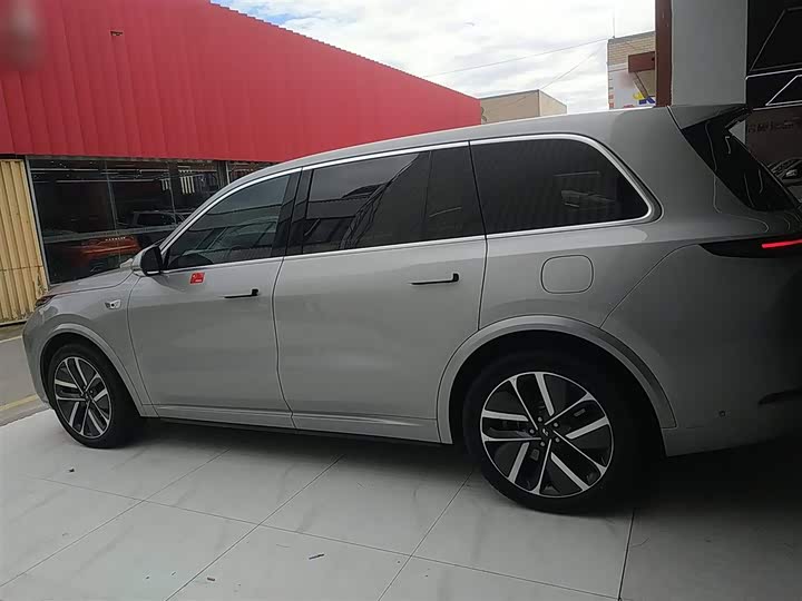 Фото 5 - LiXiang L9