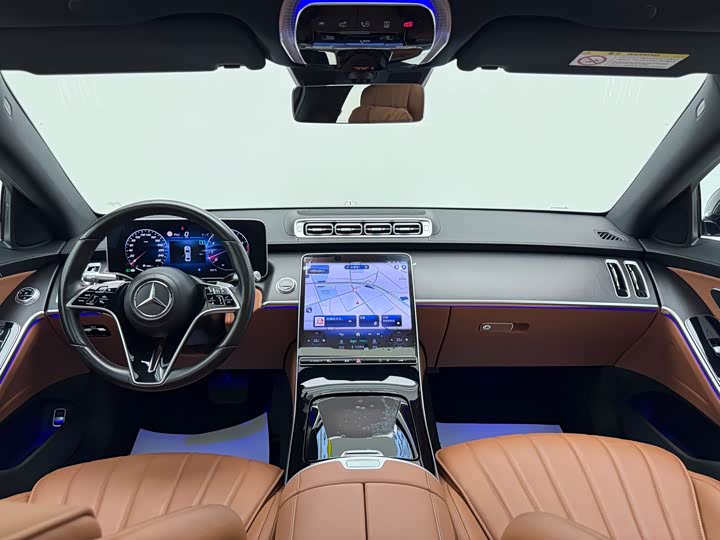 Фото 18 - Mercedes-Benz S-Class