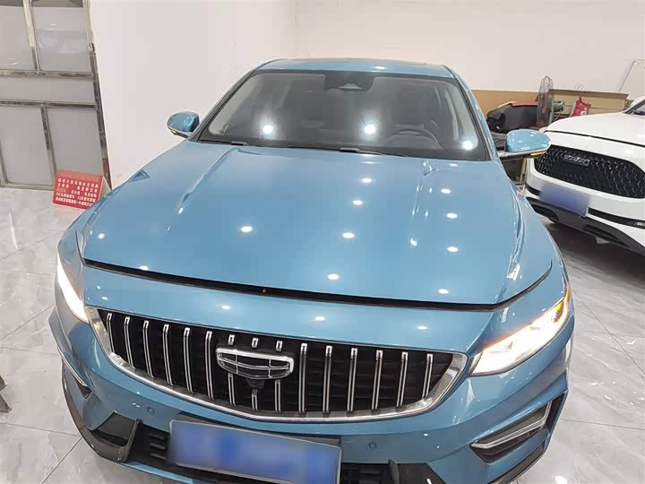 Фото 3 - Geely Preface