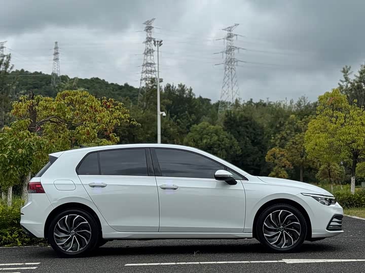 Фото 4 - Volkswagen Golf