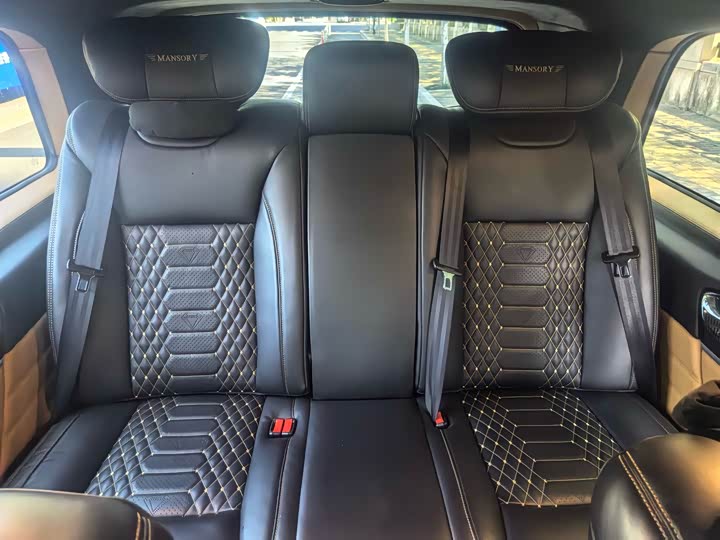 Фото 14 - Mercedes-Benz V-Class