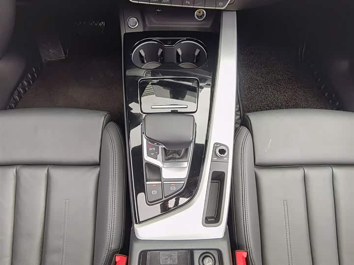 Фото 18 - Audi A5