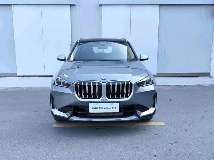 Фото 2 - BMW X1