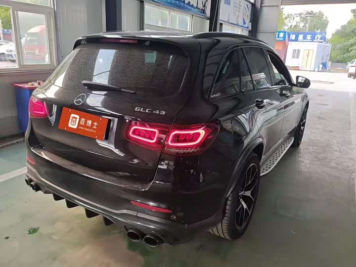 Фото 4 - Mercedes-Benz GLC-Class AMG