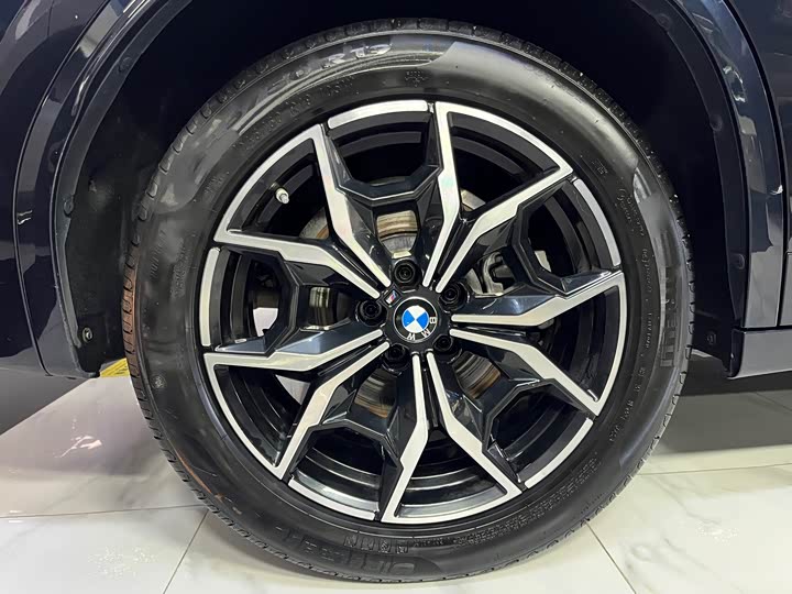 Фото 10 - BMW X3