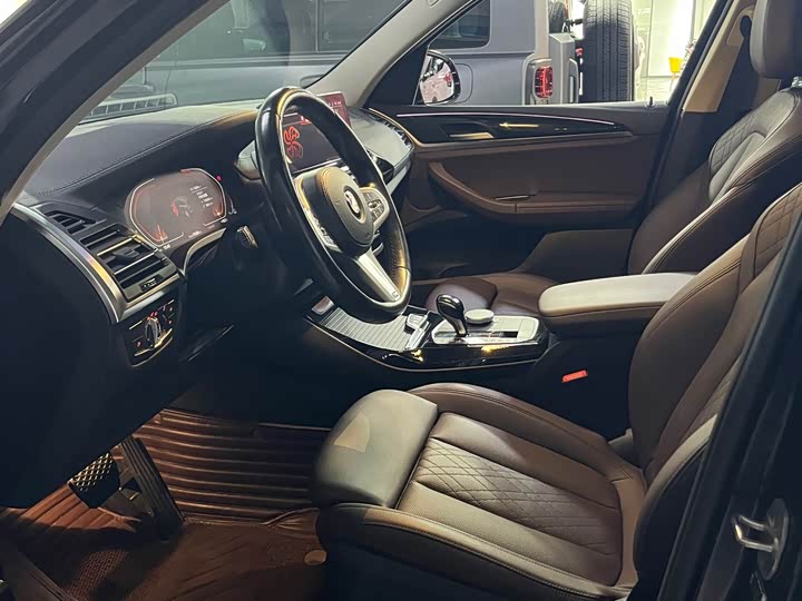 Фото 14 - BMW X3