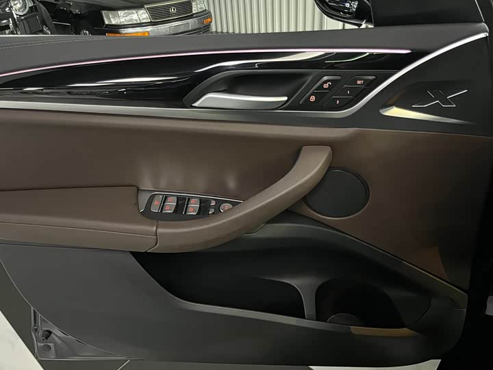 Фото 24 - BMW X3