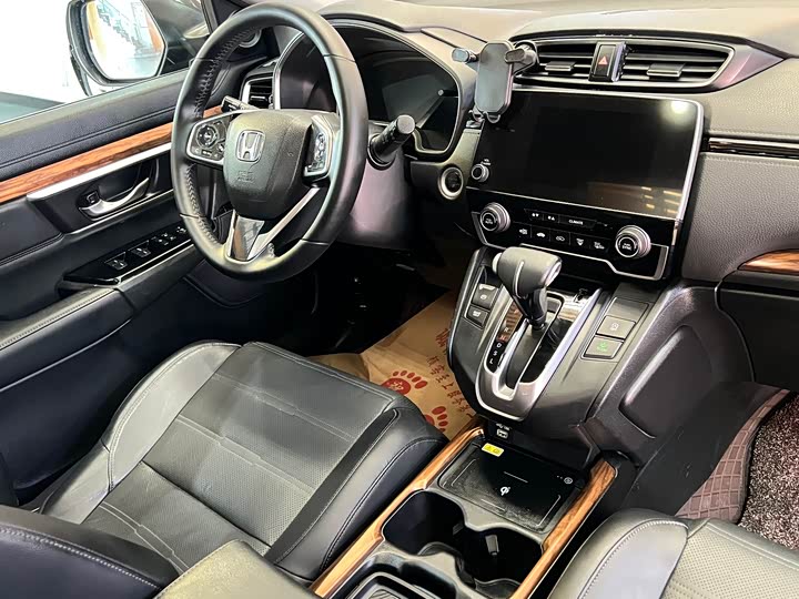 Фото 13 - Honda CR-V