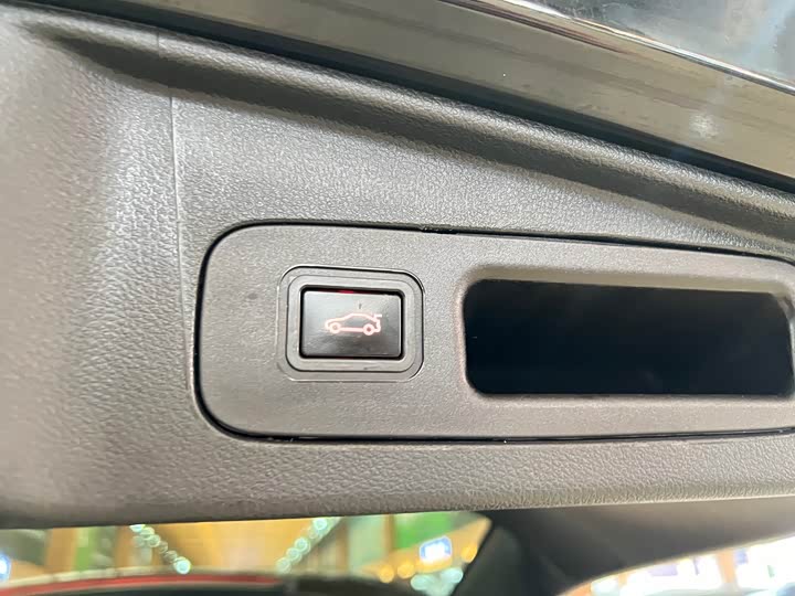 Фото 18 - Honda CR-V