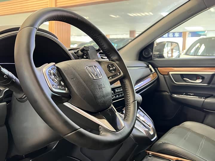 Фото 7 - Honda CR-V