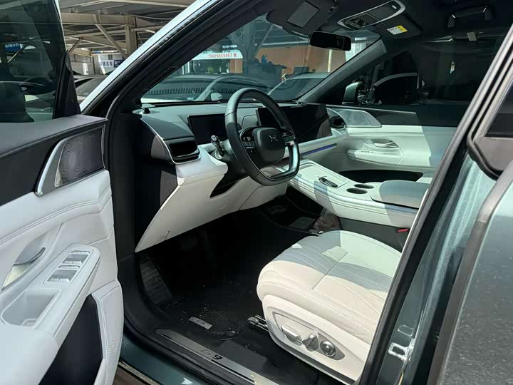 Фото 3 - XPeng G9