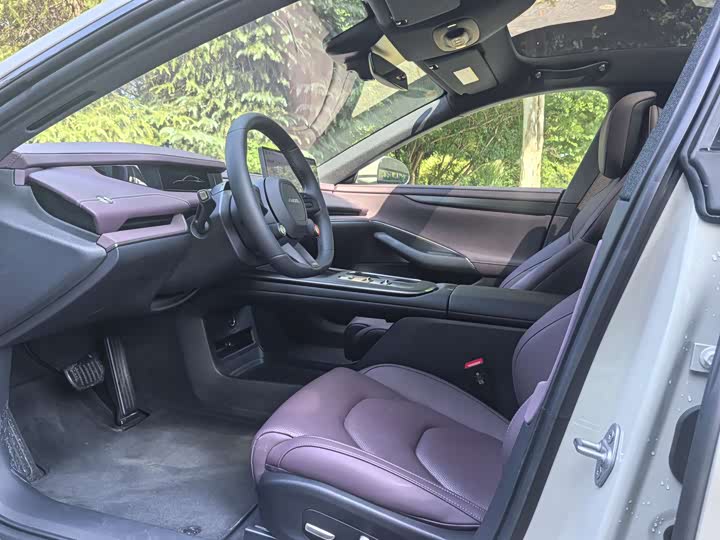 Фото 5 - Xiaomi SU7