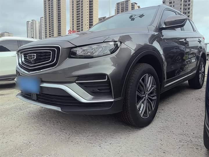 Фото 1 - Geely Atlas