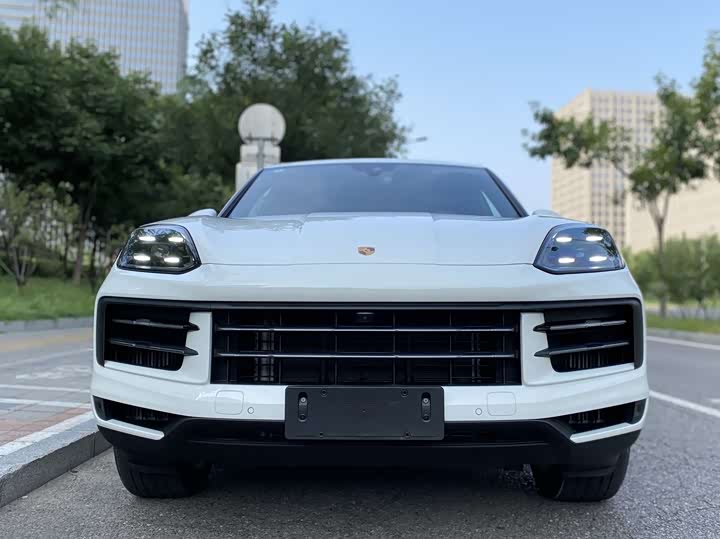 Фото 2 - Porsche Cayenne