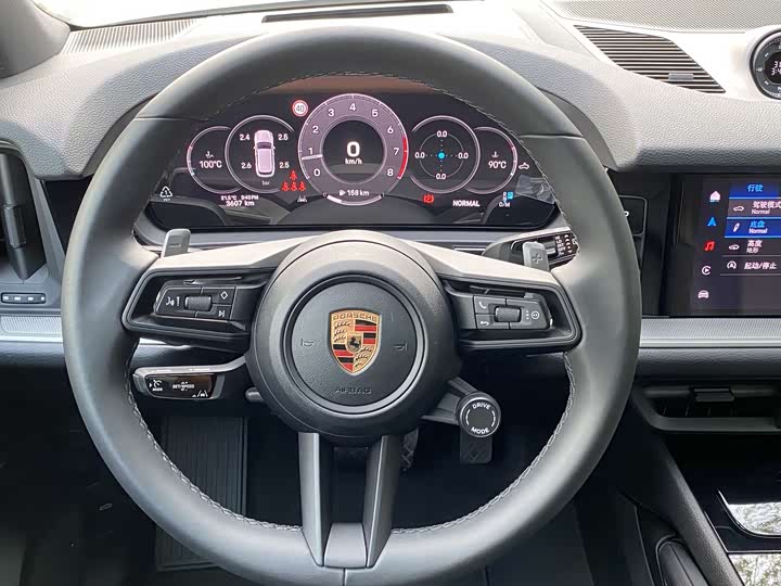 Фото 23 - Porsche Cayenne