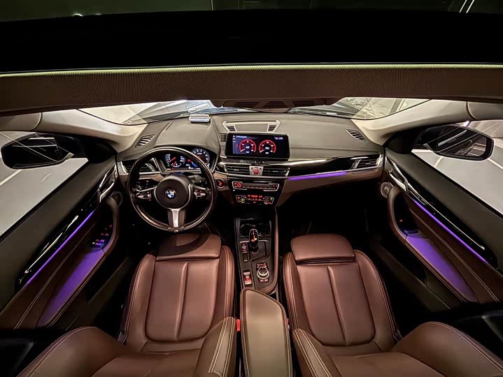 Фото 17 - BMW X1